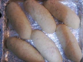 套上保鲜袋发酵至2倍大；