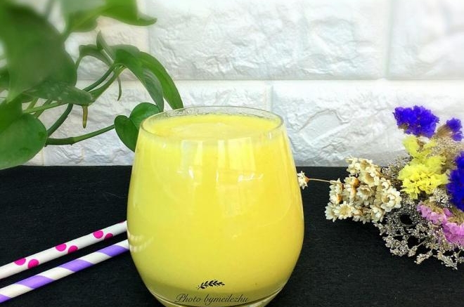芒果菠萝汁