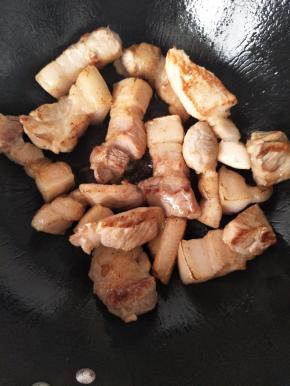 面变焦黄后，翻面