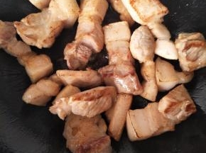 面变焦黄后，翻面
