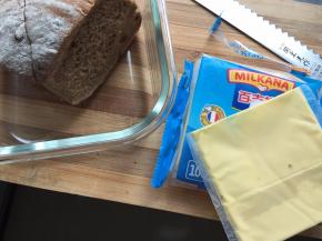 将软欧切成三块