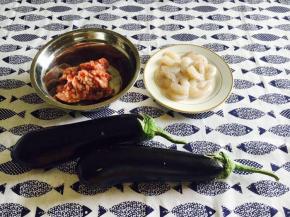 主要食材：长茄子、猪肉馅、虾仁