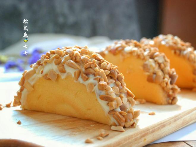 网红花生小贝蛋糕