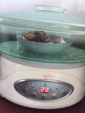 放入蒸锅里蒸20分钟