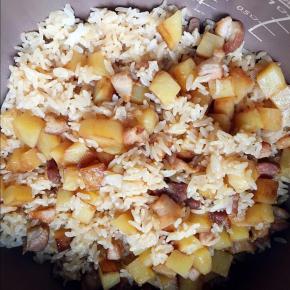 煮好后用饭勺从边缘翻均匀