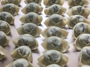 我用的小馄饨皮包的