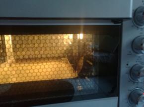 送入预热好的烤箱，以上火175，下火165度烘烤18分钟即可（烤箱温度时间仅供参考，具体要根据自己烤箱调节）。