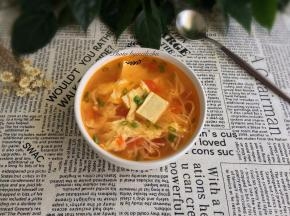 盛入碗中即可食用。