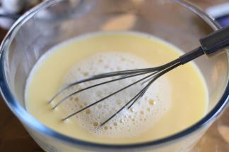 8搅匀好的状态，表面会有浮沫。