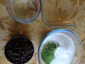1准备好所有原料。