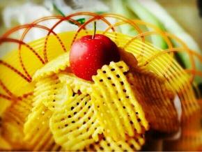 大火快速炸，这样放凉了也是脆的。