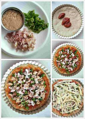 用擀面杖彻底擀成圆形，我用的阳晨8寸派盘，把擀好的面团放在派盘内，松弛发酵15分钟。
培根切块，青椒切丁，披萨面饼表面。
放入披萨酱，用刷子抹匀，加上切碎的金枪鱼肉和培根。最后根据个人喜好放上马苏里拉芝士。