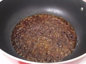 煎出香味。