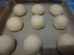 全部依次做好，排入烤盘。