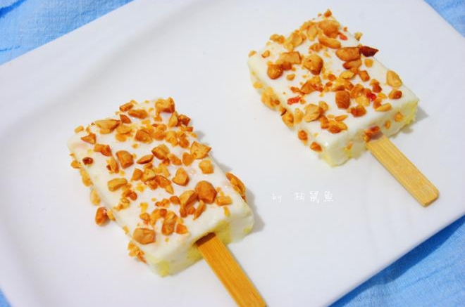 冰激凌 OR  蛋糕