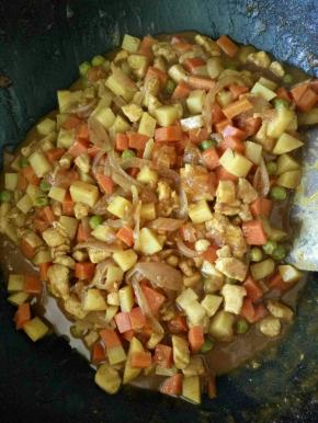 煮到完全熟透，留一点汤汁就可以关火了