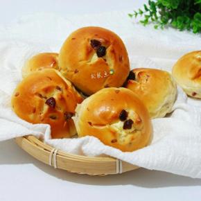 出炉后网架晾凉，保鲜袋密封保存。