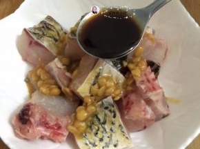 5. 再加入1勺的生抽