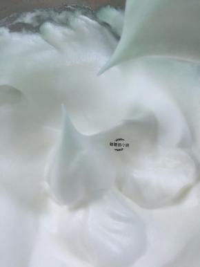 打发至如图，出现小尖角