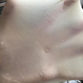 揉好后取一小块,能拉出光滑的薄膜说明揉好了