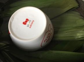 棕叶放冷水中煮开