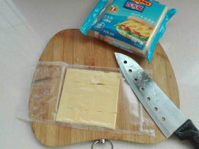 芝士切小正方形