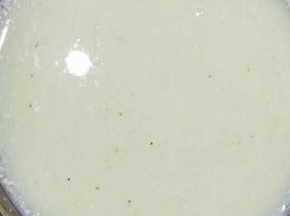 兑成这种程度就可以了，不要放太多水，可以轻松搅拌即可。