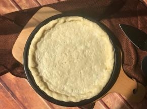 盖上保鲜膜室温发酵25分钟左右，主要还是看状态决定时间。