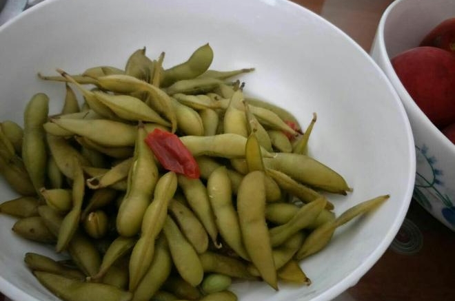 啤酒煮毛豆