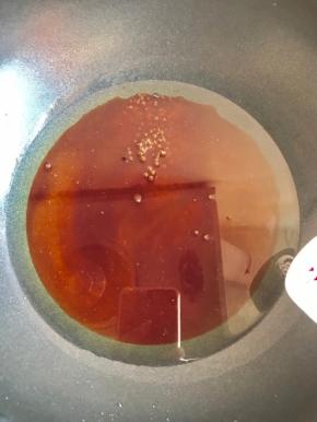 金黄色关火，实际没有这么重的颜色，照的偏深。