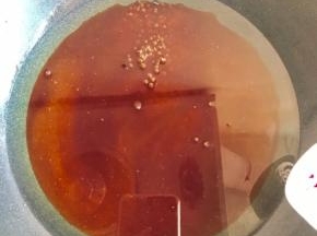 金黄色关火，实际没有这么重的颜色，照的偏深。