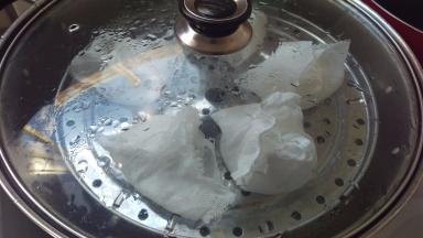 再放在蒸炉蒸10分钟 就可以出锅咯，中火！