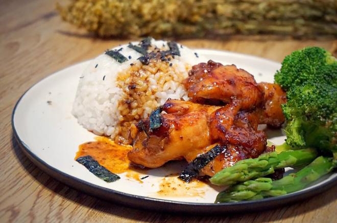 照烧鸡腿盖饭