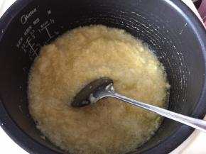 熬大约半个小时，边煮边搅拌