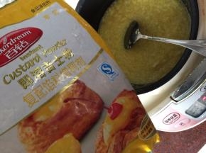 加入吉士粉搅拌均匀再熬十分钟即可