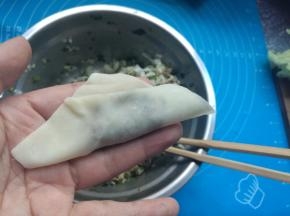 再卷一下。