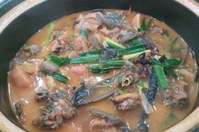 土鸡煲