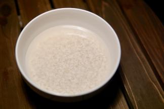 糯米提前一晚泡好