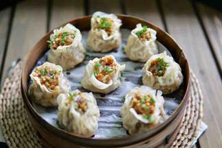 成品来了，开吃。