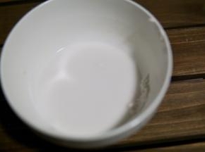 玉米淀粉用小量的水化开