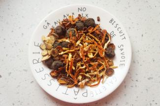 称出除冰糖以外的所有原料