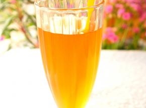 肠胃不好的人群可以温热时喝