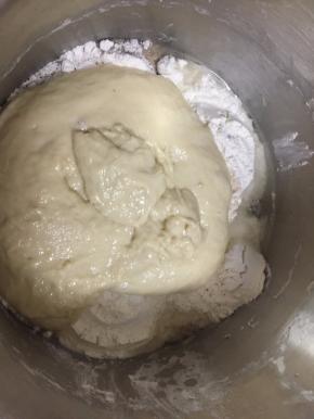 种面也一起放入一起搅拌均匀