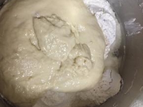 种面也一起放入一起搅拌均匀