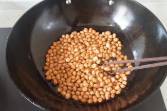 冷锅冷油最小火炸花生米