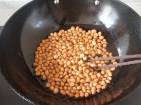 冷锅冷油最小火炸花生米