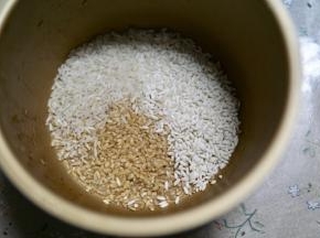 除冰糖和红薯外，所有食材清洗干净