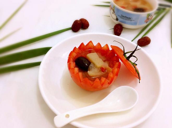 银耳雪梨红枣汤