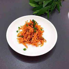 也可以醮着酱料吃