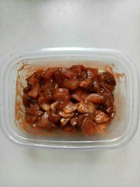 拌匀腌制2小时以上（我是早上腌制，晚上做的很入味）